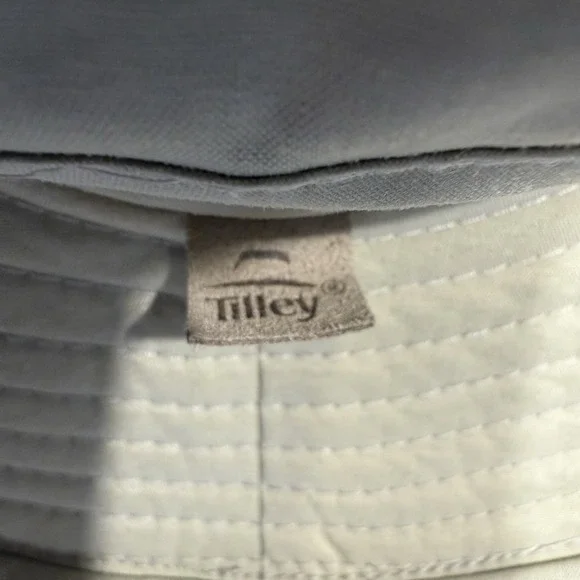 Tilley The Airflow Hat – Size 7  (S)– Lightweight Mesh –‎ Outdoor Travel Sun Hat - Picture 10 of 11